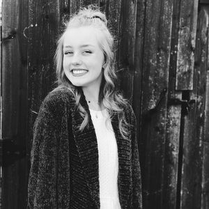 Meet your Posher, Jade